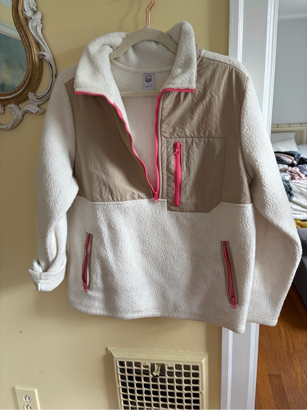 Te Verde Cream and Tan Fleece Pullover with Pink Zippers